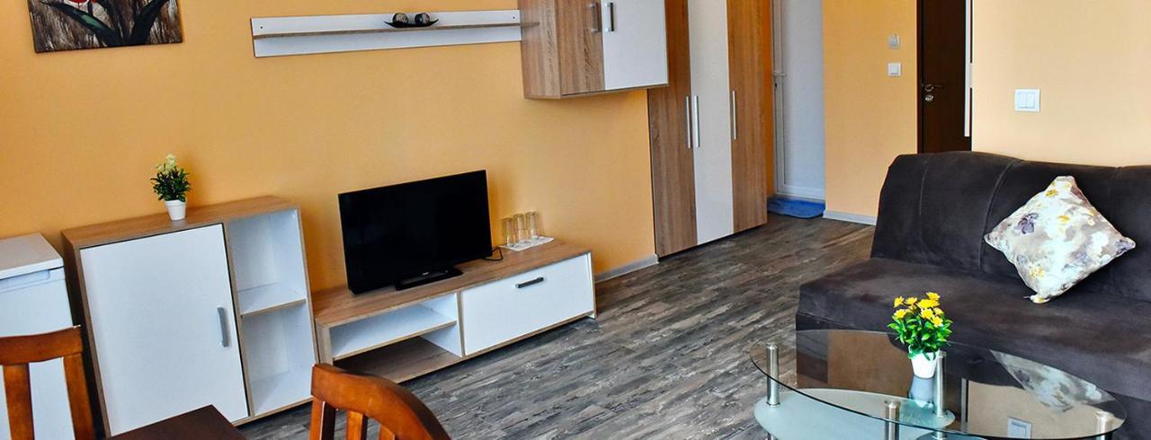 Хотел Дива Μπλαγκόεβγκραντ Εξωτερικό φωτογραφία